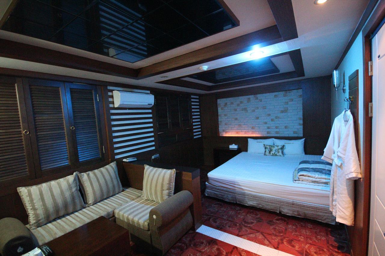 Alibaba Motel Busan Exterior photo